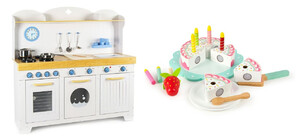 Wooden children's kitchen in white and blue - Saint Tropez + Wooden pastel birthday cake 